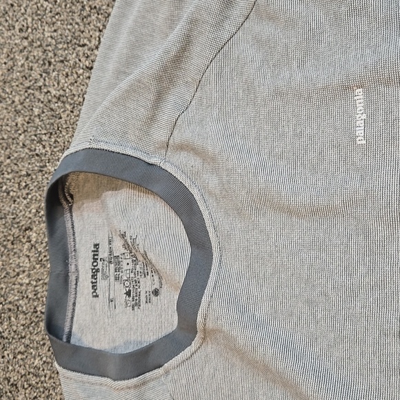 Patagonia Men's Base Layer Light Gray Long Sleeve Tee Top Sz XL - Picture 3 of 7